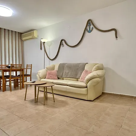 Noks - Private - Bsr - 5 Apartment